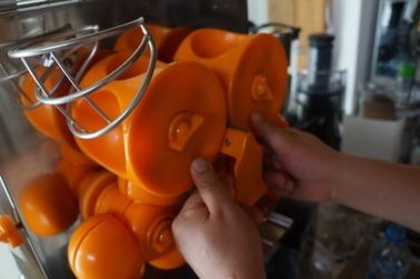 Металл машины экстрактора сока Juicer Squeezer автоматического питания померанцовый